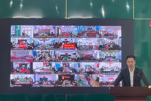 Ông Lưu Ngọc Trung, Phó Trưởng Ban Tuyên giáo và Dân vận Tỉnh ủy Thái Nguyên triển khai nội dung tại hội nghị. 