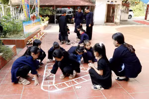 Trường nội trú, bán trú góp phần quan trọng đảm bảo chất lượng giáo dục cho vùng khó khăn. 