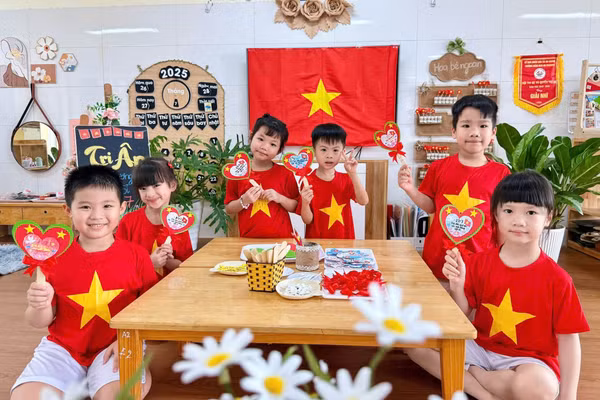 Trẻ tại Trường Mầm non La Phù, phân hiệu An Khánh B (xã An Khánh, Hà Nội). Ảnh: Đình Tuệ.