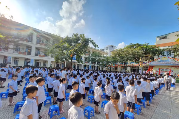 Hà Nội xác minh phản ánh thực phẩm bán trú có nguồn gốc từ nước ngoài
