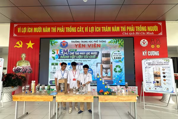 Học sinh Trường THPT Yên Viên (Hà Nội) trong ngày hội STEM năm 2026. 