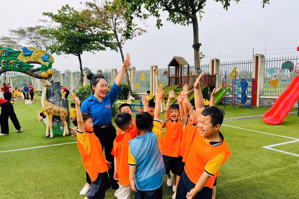 Bước đi nhân văn và mang tính đồng bộ về thể chế