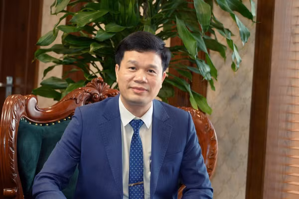 PGS.TS Kiều Xuân Thực được bổ nhiệm làm Giám đốc Đại học Công nghiệp Hà Nội. 