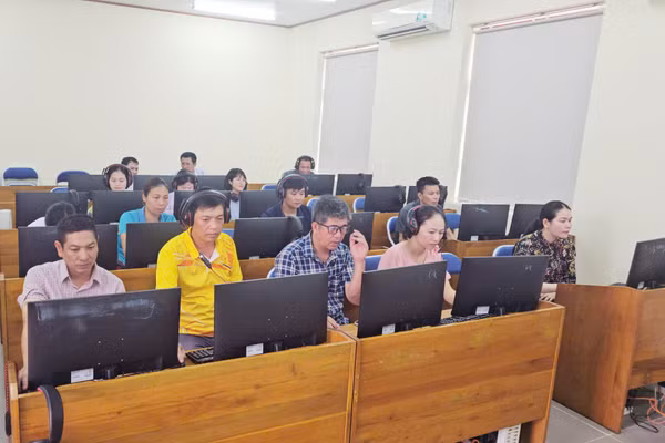 Giáo viên tỉnh Ninh Bình tham gia khảo sát năng lực tiếng Anh diện rộng vào tháng 6/2026.
