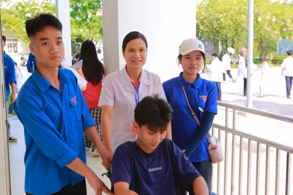 Thí sinh Nguyễn Đắc Hải được quan tâm đặc biệt khi dự thi bởi nhiều lực lượng. 