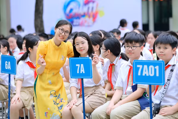 Bổ nhiệm lại và truy lĩnh tiền lương nhằm đảm bảo quyền lợi cho nhà giáo