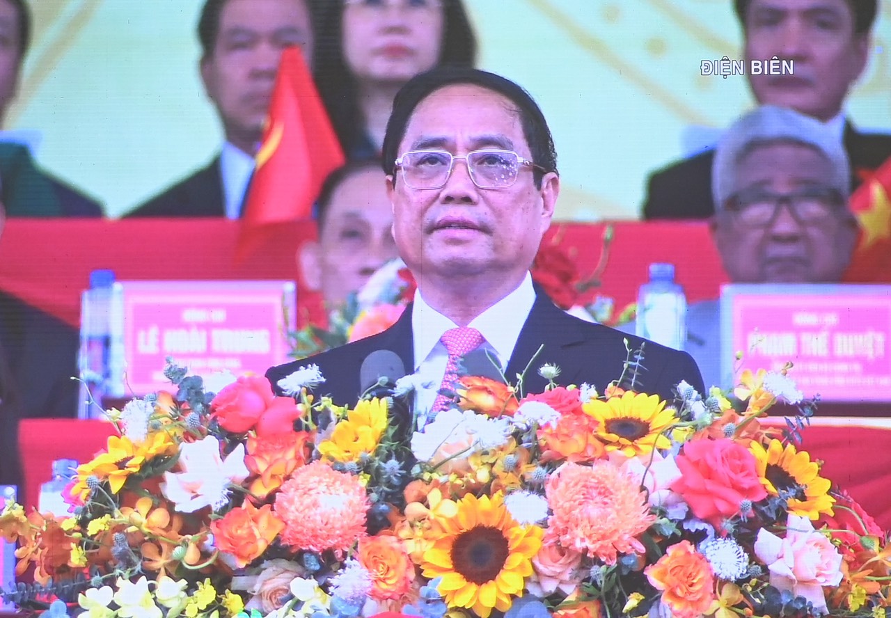 Thủ tướng Phạm Minh Chính đọc diễn văn tại lễ kỷ niệm. Thủ tướng Phạm Minh Chính đọc diễn văn tại lễ kỷ niệm.