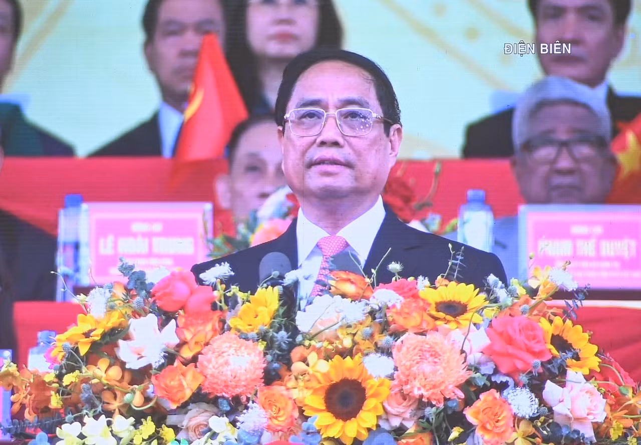 Thủ tướng Phạm Minh Chính đọc diễn văn tại lễ kỷ niệm. Thủ tướng Phạm Minh Chính đọc diễn văn tại lễ kỷ niệm.