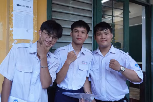Giáo viên nhận xét đề thi các môn tự chọn