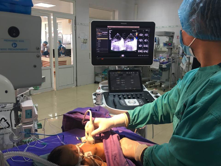 Việc cứu sống bệnh nhi trên của bệnh viện Sản Nhi Quảng Ninh đã cho thêm nhiều cơ hội sống của các trẻ bị dị tật tim bẩm sinh.