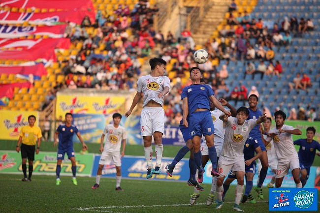 Ở trận tranh hạng 3, HA.GL dẫn Quảng Nam tới tận những giây bù giờ những để ĐKVĐ V-League gỡ hòa và sau đó thua 2-4 ở loạt đá luân lưu Ở trận tranh hạng 3, HA.GL dẫn Quảng Nam tới tận những giây bù giờ những để ĐKVĐ V-League gỡ hòa và sau đó thua 2-4 ở loạt đá luân lưu