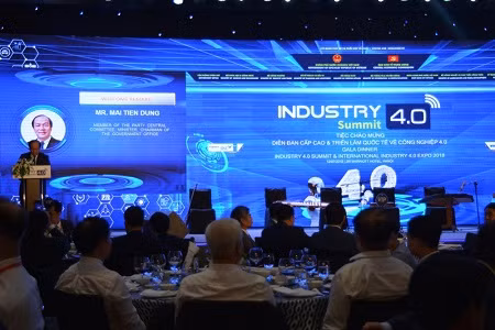 Quang cảnh tiệc chào mừng các đại biểu dự Diễn đàn cấp cao và Triển lãm về cuộc cách mạng 4.0. Ảnh: VGP