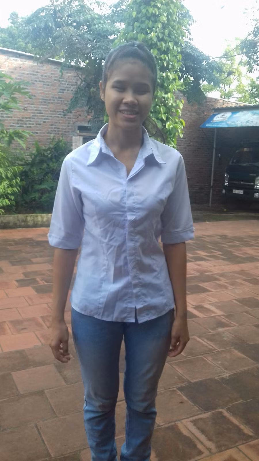 Sinh viên Vũ Thị Thư