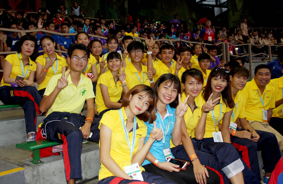 Đoàn thể thao học sinh Việt Nam tại lễ bế mạc Đoàn thể thao học sinh Việt Nam tại lễ bế mạc