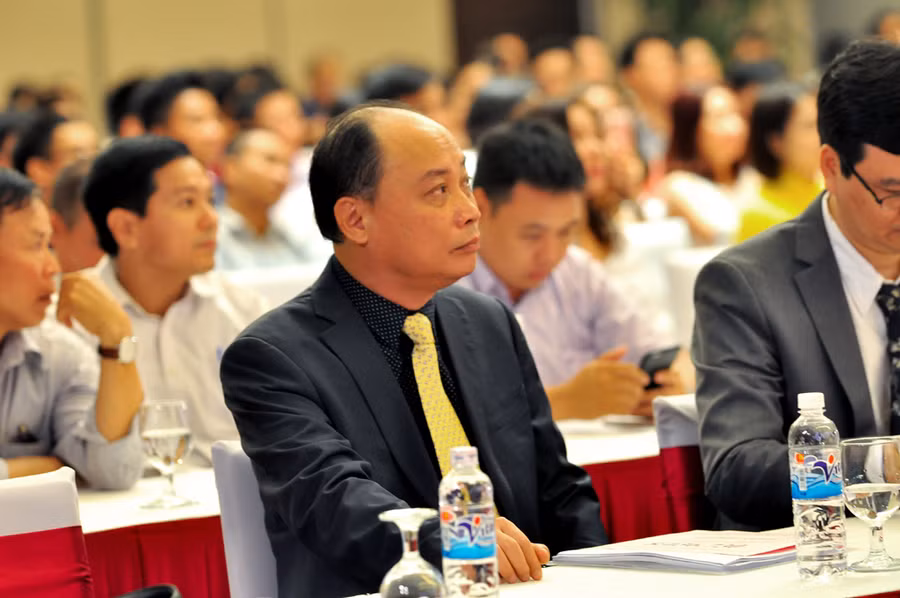 Ông Thân Hồng Linh, người đại diện vốn Nhà nước, Chủ tịch HĐQT VNCC - người đã có nhiều chuyến đi nước ngoài trái quy định.