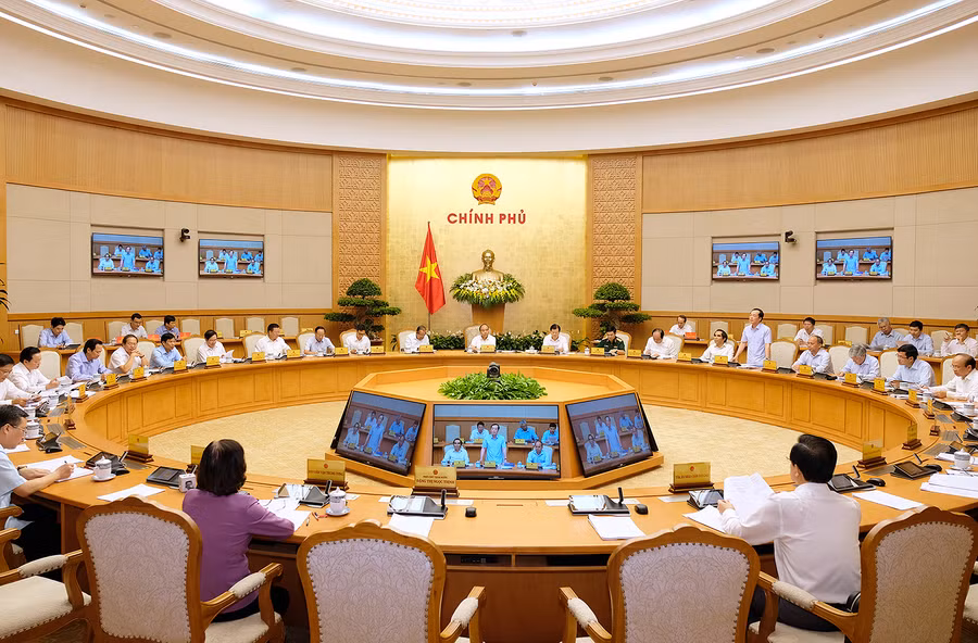 Phiên họp thường kỳ Chính phủ tháng 6.2018. Ảnh VGP