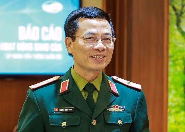 Quyền Bộ trưởng Bộ Thông tin và Truyền thông - Thiếu tướng Nguyễn Mạnh Hùng