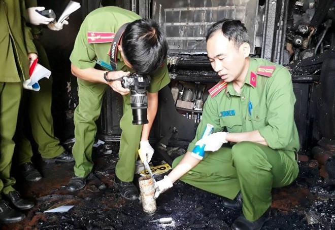 Nghi án hàng xóm phóng hỏa, 5 người tử vong