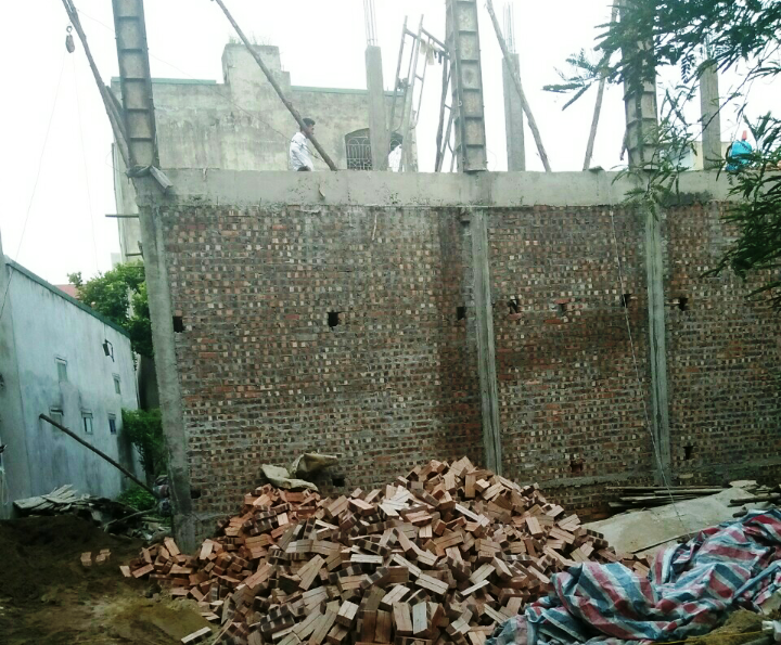 ... đến nay căn nhà đã xây đến tầng hai nhưng chính quyền phường Phúc Lợi vẫn làm ngơ cho thi công. ... đến nay căn nhà đã xây đến tầng hai nhưng chính quyền phường Phúc Lợi vẫn làm ngơ cho thi công.