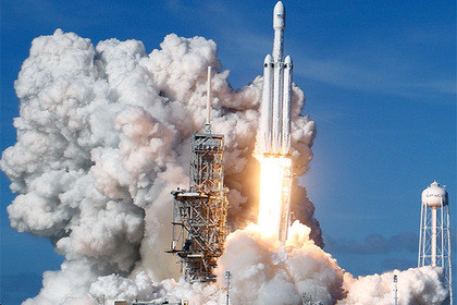 Bộ quốc phòng Mỹ đặt mua tên lửa Falcon Heavy từ công ty SpaceX