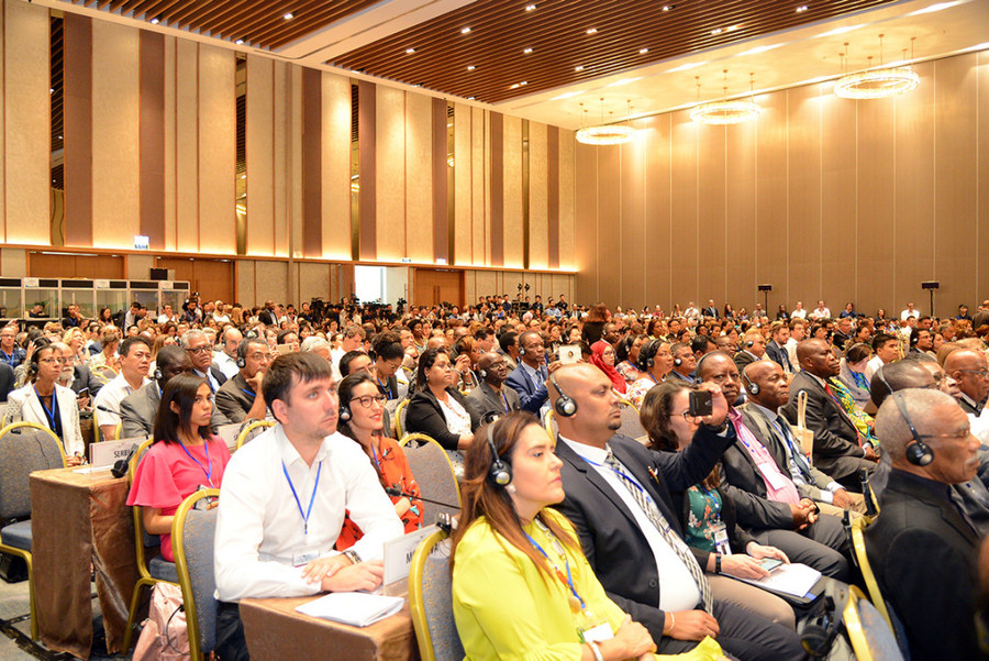 Các đại biểu quốc tế tham dự phiên khai mạc. Ảnh: theo baotainguyenmoitruong.vn Các đại biểu quốc tế tham dự phiên khai mạc. Ảnh: theo baotainguyenmoitruong.vn