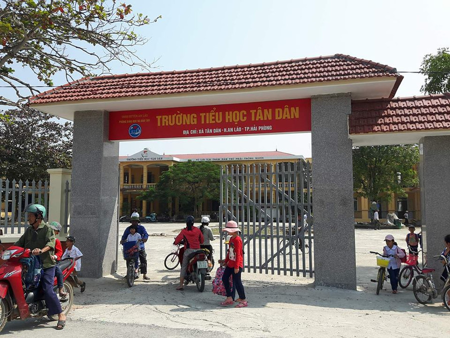 Trường tiểu học lạm thu hơn 738 triệu đồng phải trả lại cho phụ huynh