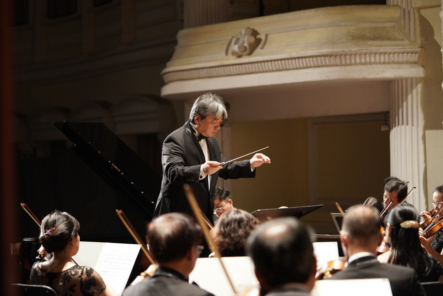 Nhạc trưởng tài hoa Anthony Weeden tiếp tục đồng hành cùng chương trình hòa nhạc Toyota 2017 Nhạc trưởng tài hoa Anthony Weeden tiếp tục đồng hành cùng chương trình hòa nhạc Toyota 2017