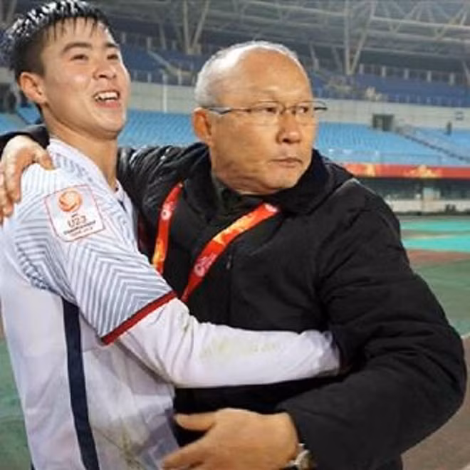 Khoảng khắc lịch sử của HLV Park với học trò U23 Việt Nam tại chung kết U23 Châu Á Khoảng khắc lịch sử của HLV Park với học trò U23 Việt Nam tại chung kết U23 Châu Á