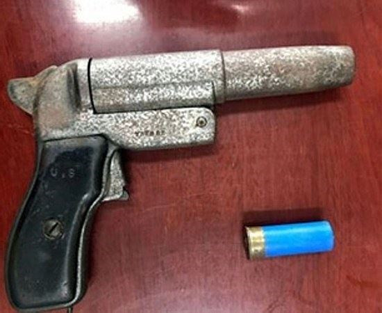 Tang vật vụ án (ảnh QTV) Tang vật vụ án (ảnh QTV)