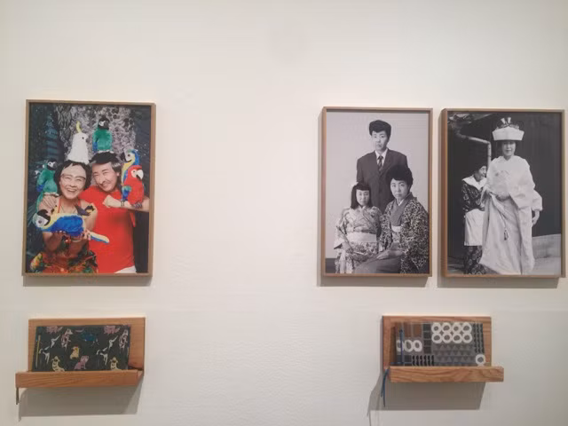 Bộ ảnh “Thành gia đình” của nhiếp ảnh Rie Yamada mô tả lại album gia đình Đức – Nhật.