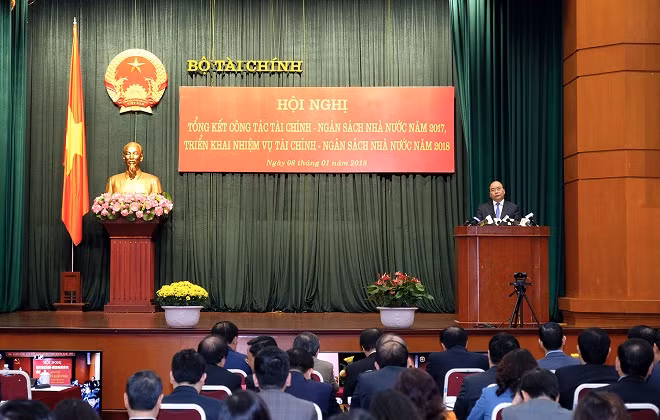 Thủ tướng Nguyễn Xuân Phúc phát biểu tại Hội nghị. - Ảnh: VGP Thủ tướng Nguyễn Xuân Phúc phát biểu tại Hội nghị. - Ảnh: VGP