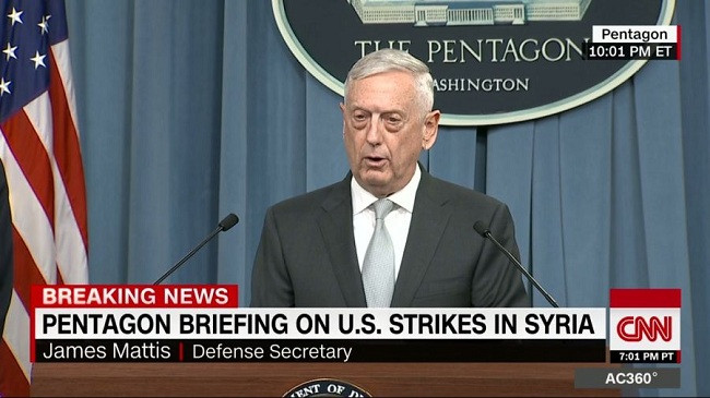 Bộ trưởng Quốc phòng Mỹ James Mattis nói về cuộc tấn công vào Syria. Bộ trưởng Quốc phòng Mỹ James Mattis nói về cuộc tấn công vào Syria.