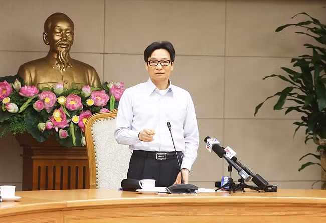 Phó Thủ tướng Vũ Đức Đam phát biểu tại cuộc họp. Ảnh: VGP