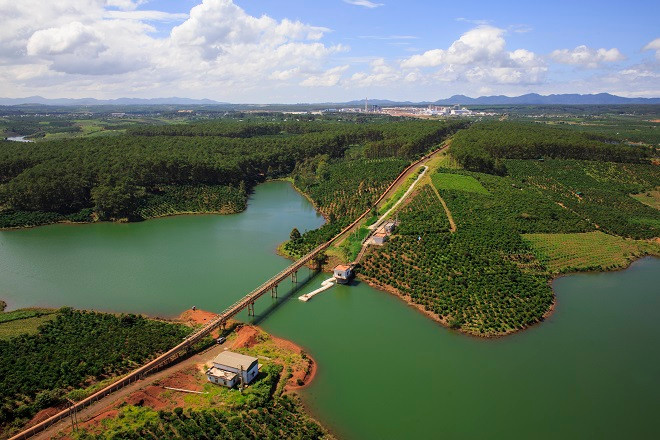 Tuyến băng tải quặng tinh Nhà máy Alumin Tân Rai.