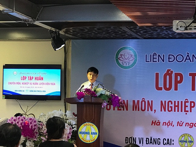 Ông Vũ Trọng Lợi, Chủ tịch Liên đoàn Yoga Việt Nam, phát biểu khai mạc Ông Vũ Trọng Lợi, Chủ tịch Liên đoàn Yoga Việt Nam, phát biểu khai mạc