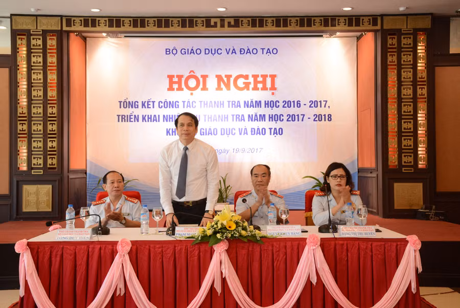 Hội nghị Tổng kết công tác thanh tra năm học 2016 - 2017 của Bộ GD&ĐT tổ chức dưới sự chủ trì của Thứ trưởng Phạm Mạnh Hùng