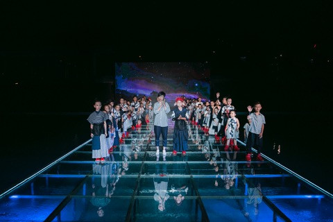 Hình ảnh Tuần lễ thời trang trẻ em Việt Nam của những mùa biểu diễn trước. Hình ảnh Tuần lễ thời trang trẻ em Việt Nam của những mùa biểu diễn trước.