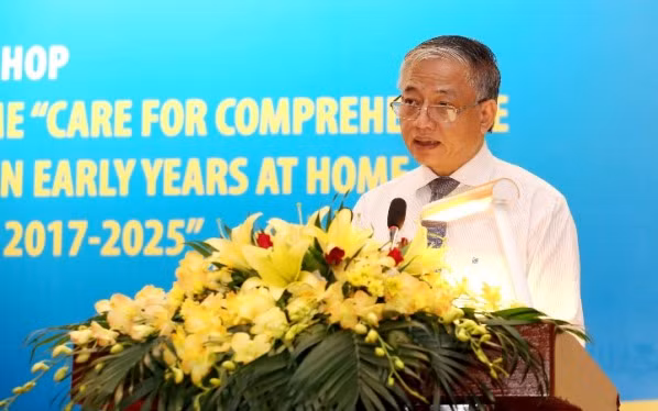 Thứ trưởng Bộ Lao động Thương binh và Xã hội Doãn Mẫu Diệp phát biểu tại Hội thảo