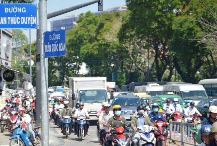 Tập trung giải quyết kẹt xe tại khu vực sân bay Tân Sơn Nhất là một trong những sự kiện nổi bật của TPHCM trong năm 2017 - Ảnh: VGP