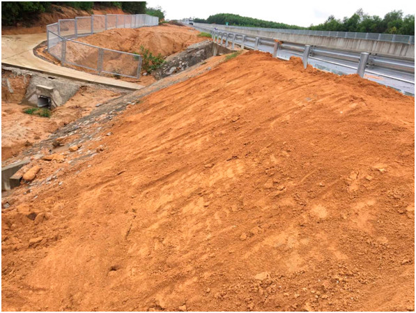 Gia cố mái dốc tại vị trí km31