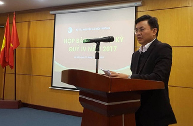 Phó Tổng cục trưởng Hoàng Văn Thức công bố về việc thực hiện Đề án kiểm soát đặc biệt về môi trường đối với các doanh nghiệp có thể phát sinh ô nhiễm môi trường cao. Phó Tổng cục trưởng Hoàng Văn Thức công bố về việc thực hiện Đề án kiểm soát đặc biệt về môi trường đối với các doanh nghiệp có thể phát sinh ô nhiễm môi trường cao.