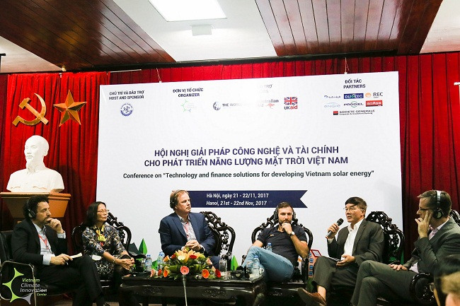 Phiên thảo luận về tiếp cận tài chính và công nghệ cùng nhà thầu quốc tế Phiên thảo luận về tiếp cận tài chính và công nghệ cùng nhà thầu quốc tế