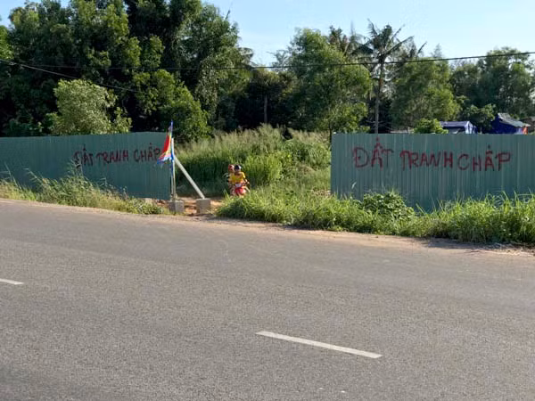 Dự án khu du lịch Lan Anh tại ấp Cửa Lấp, xã Dương Tơ, huyện Phú Quốc vẫn bất động vì TAND đã tuyên hủy một số quyết định thu hồi đất sai thẩm quyền.