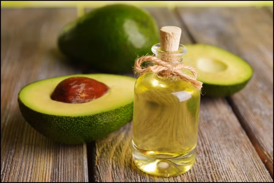 Nên có vài quả bơ và dầu oliu để chữa cháy nắng da lúc cần Nên có vài quả bơ và dầu oliu để chữa cháy nắng da lúc cần