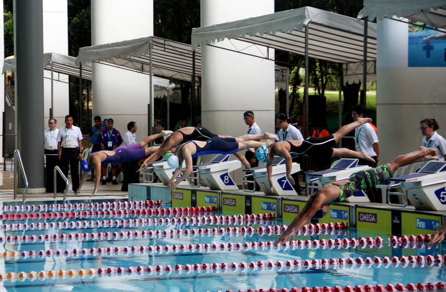 Tuy lên đường trang tài đều là những vận động viên lần đầu tham dự, nhưng kết thúc đại hội bơi cũng đã giành được 2 huy chương vàng, 2 huy chương bạc và 1 huy chương đồng