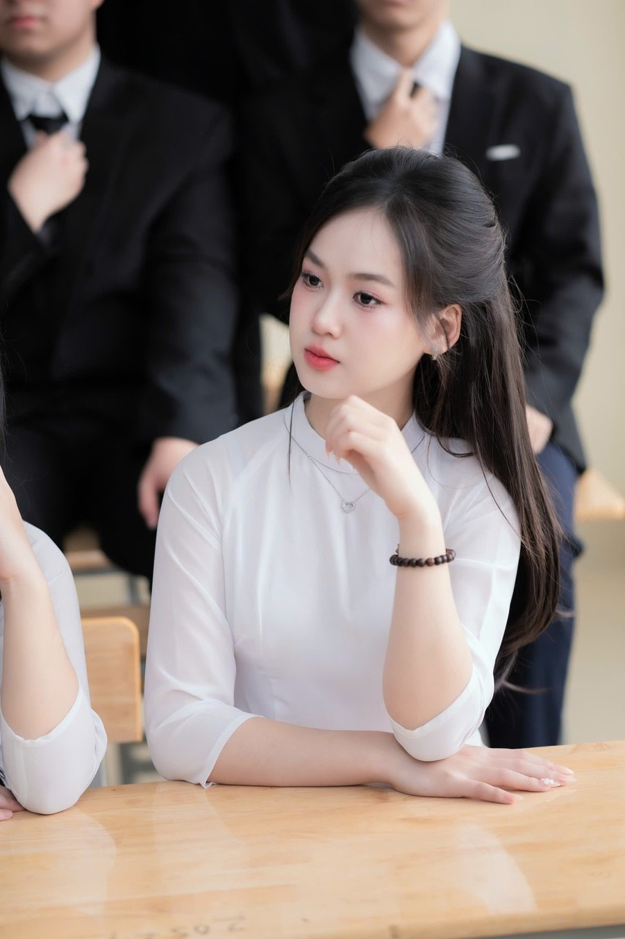 Ngoài thành tích học tập tốt, Hiền Mai rất tích cực tham gia các hoạt động phong trào của trường và khu dân cư. 2.jpg
