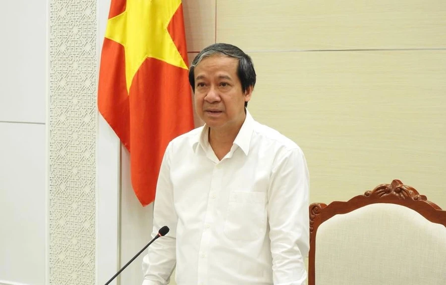 Bộ trưởng Nguyễn Kim Sơn phát biểu tại buổi làm việc.