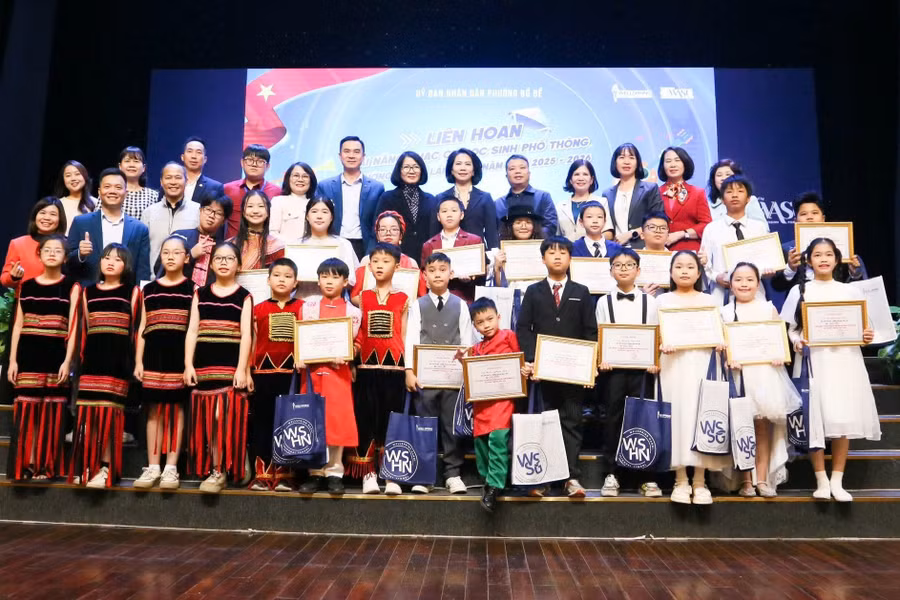 UBND phường Bồ Đề tổ chức Liên hoan Tài năng Nhạc cụ học sinh phổ thông lần thứ I tại Trường Phổ thông Liên cấp Song ngữ Quốc tế Wellspring Hanoi.