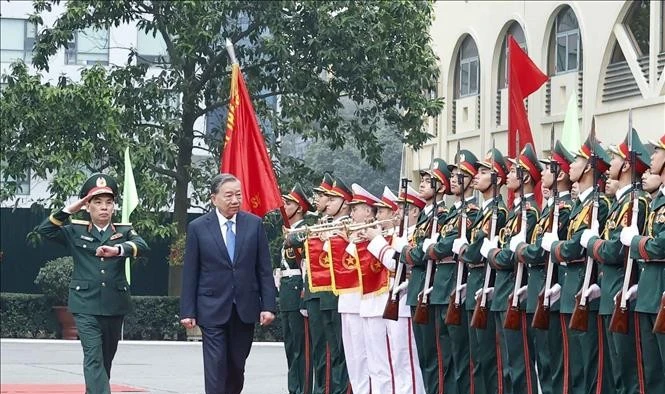 Lễ đón Tổng Bí thư Tô Lâm đến thăm và làm việc với Học viện Kỹ thuật quân sự. Ảnh: Thống Nhất/TTXVN