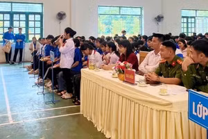 Trường PTDTNT THCS & THPT Lâm Bình.